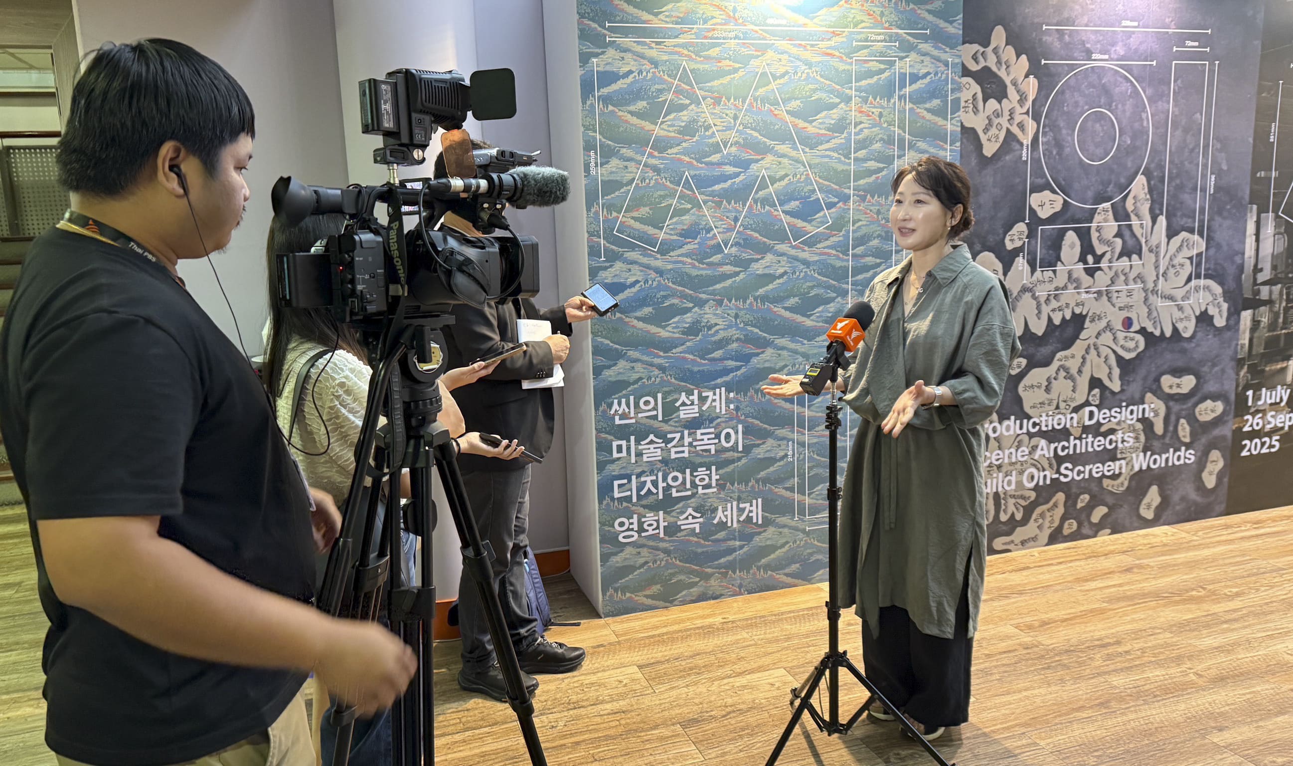 활동 - 전시 연계 감독과의 대화 행사 개최 | 문화체육관광부 한국문화원