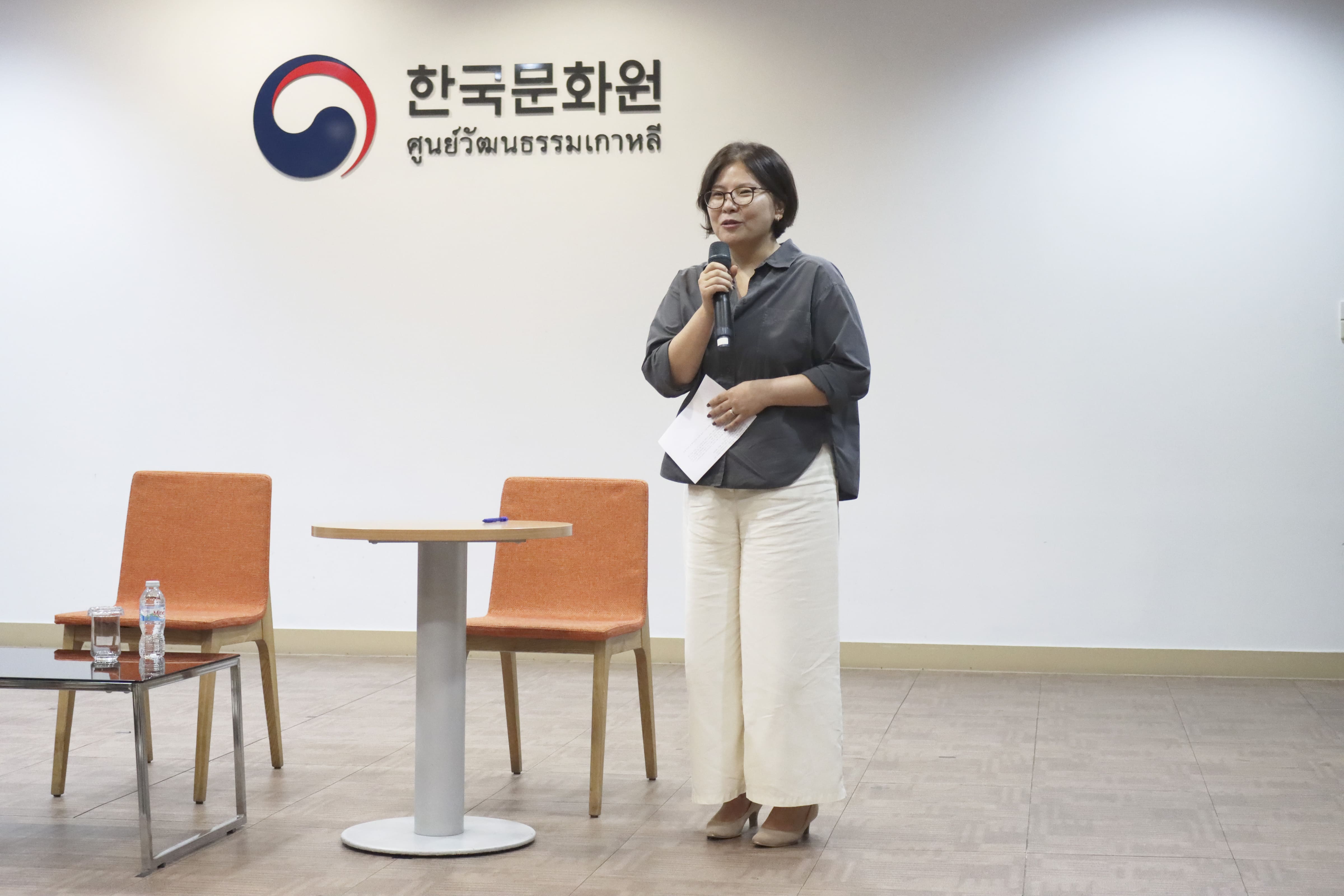 활동 - 전시 연계 감독과의 대화 행사 개최 | 문화체육관광부 한국문화원