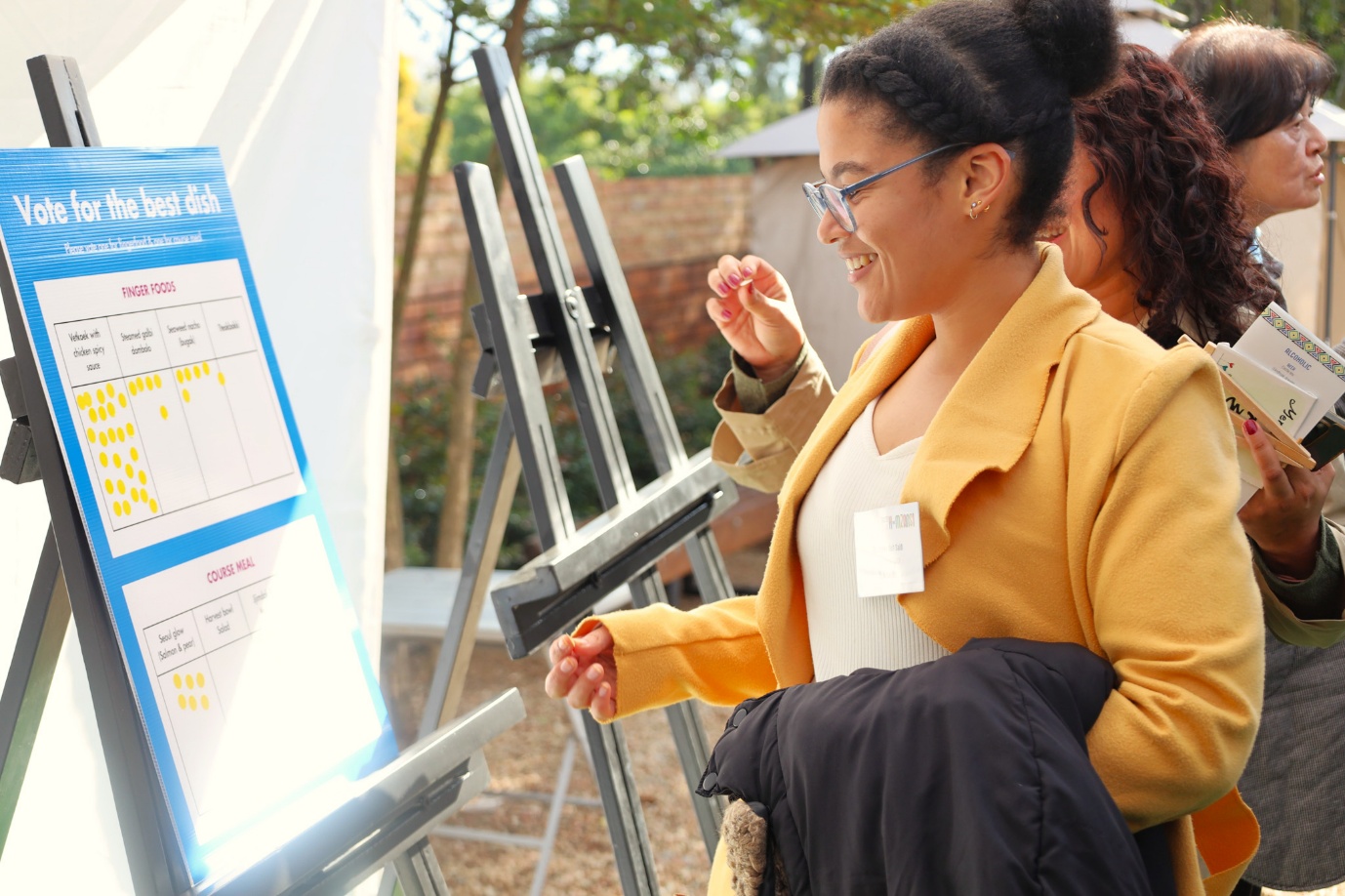 A person looking at a board

AI-generated content may be incorrect.