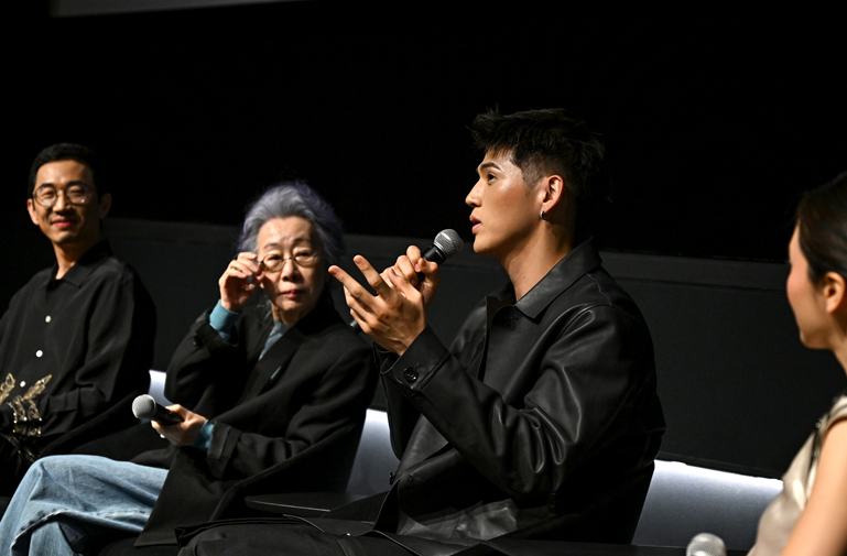 행사 사진 첨부